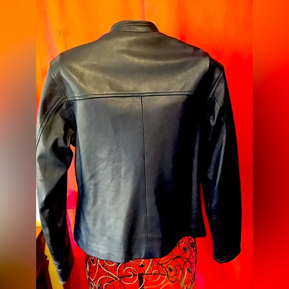 Leather jacket … out of Africa - Picture 2 of 5